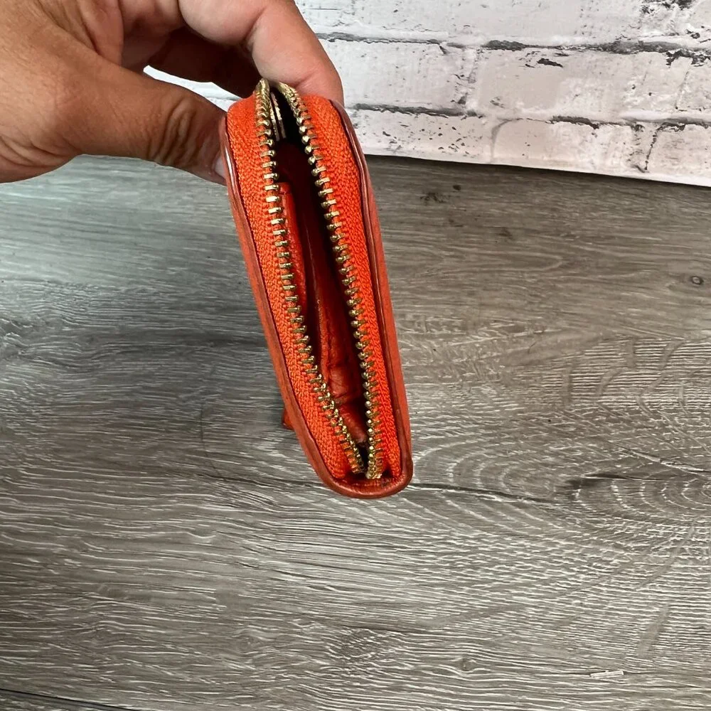 TORY BURCH Amanda logo orange leather zip-up coin purse and card holder